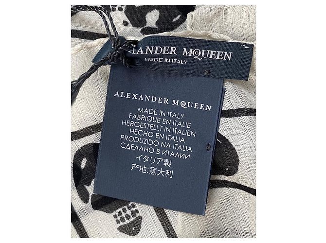 Alexander Mcqueen skull scarf - view 2