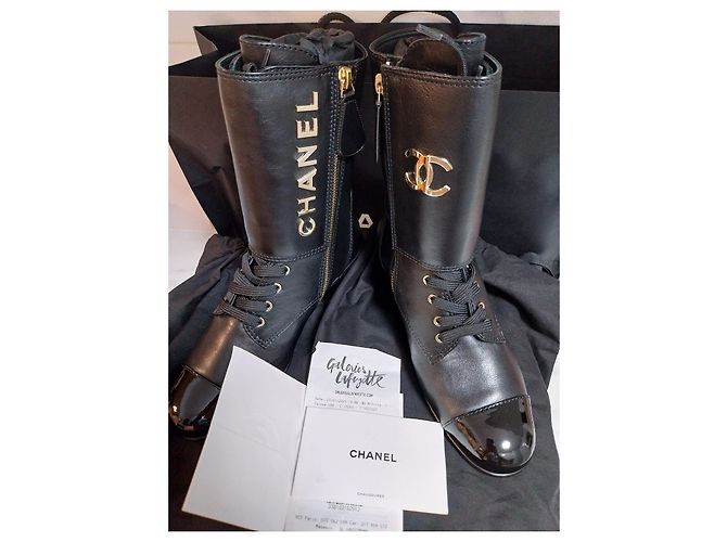 Stivaletti Chanel in pelle nera Nero - vista 13
