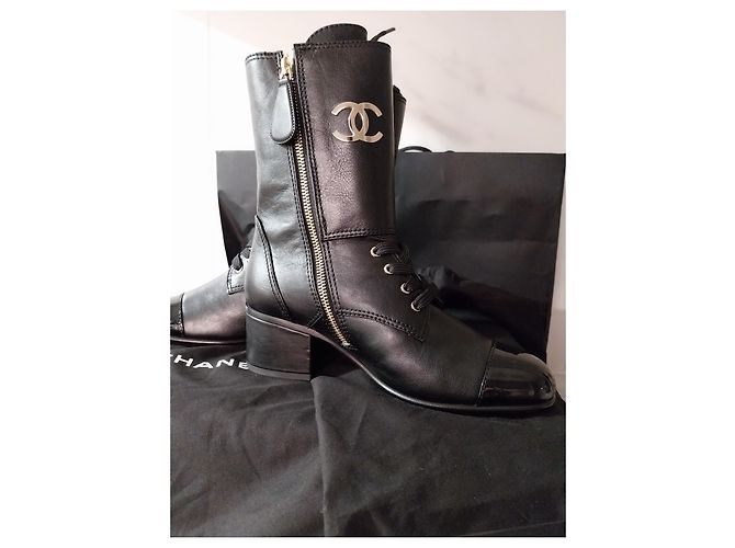 Stivaletti Chanel in pelle nera Nero - vista 6