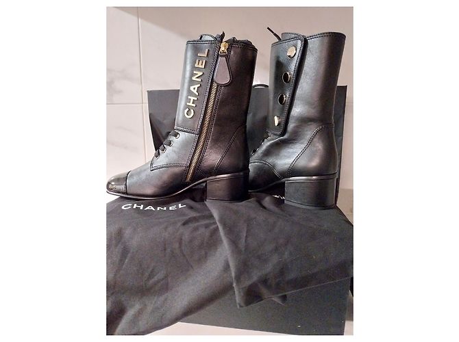 Stivaletti Chanel in pelle nera Nero - vista 7