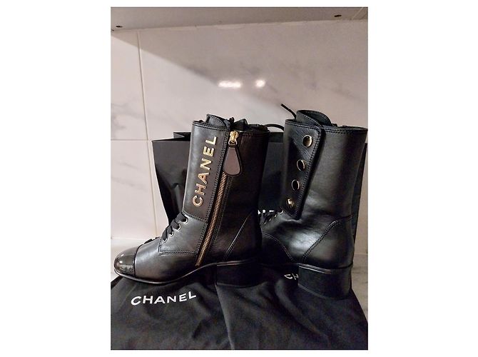 Stivaletti Chanel in pelle nera Nero - vista 8