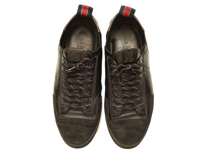 Louis Vuitton Scarpe da ginnastica da uomo in pelle nera e pelle scamosciata, scarpe da ginnastica stringate 8 Nero - vista 6