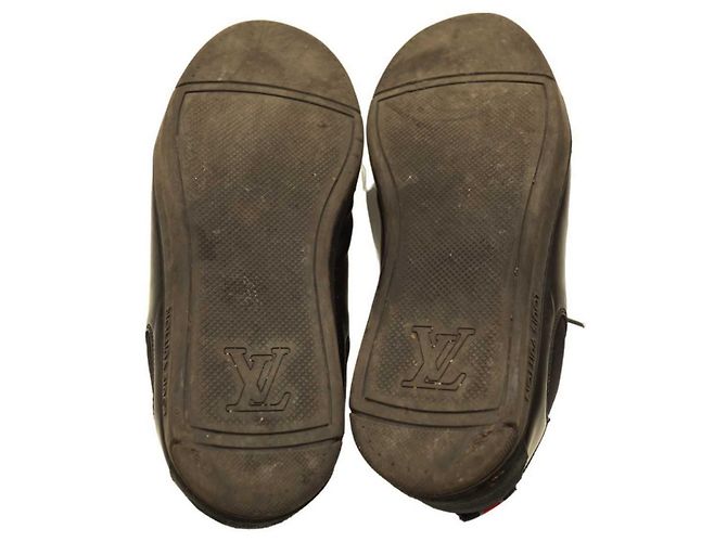 Louis Vuitton Scarpe da ginnastica da uomo in pelle nera e pelle scamosciata, scarpe da ginnastica stringate 8 Nero - vista 7