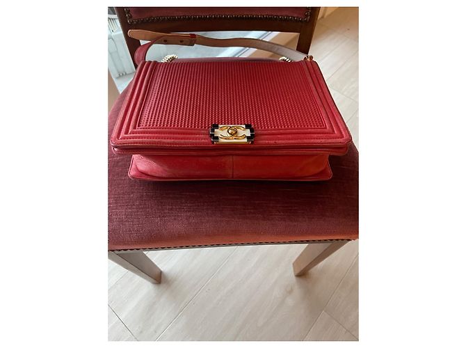Borsa a mano Chanel Boy Jumbo in pelle rossa Rosso - vista 3