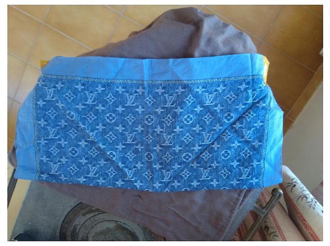 Foulard Louis Vuitton quadrato in cotone blu denim - vista 4