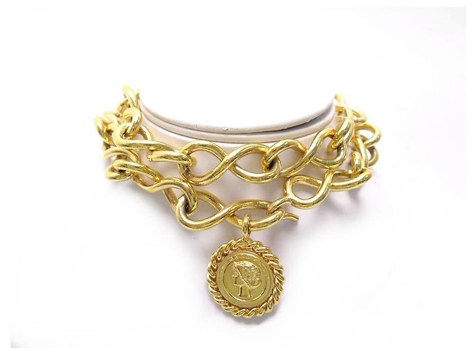 Medaillon CHANEL CINTURÓN MEDALLÓN CADENA T70 COLLAR CINTURÓN DORADO EN METAL DORADO - vista 2