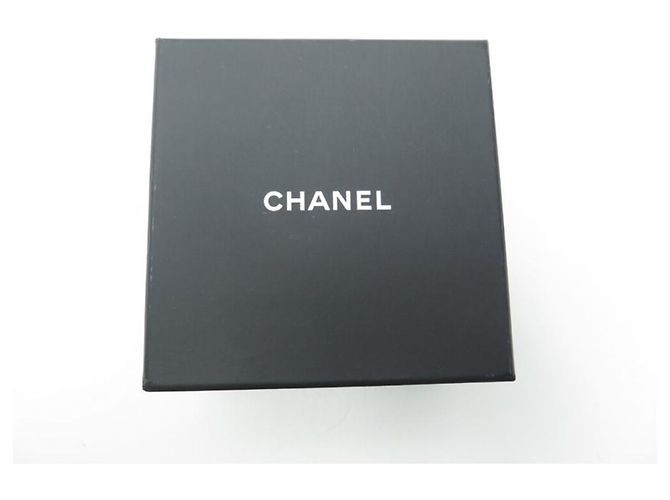 Medaillon CHANEL CINTURÓN MEDALLÓN CADENA T70 COLLAR CINTURÓN DORADO EN METAL DORADO - vista 9
