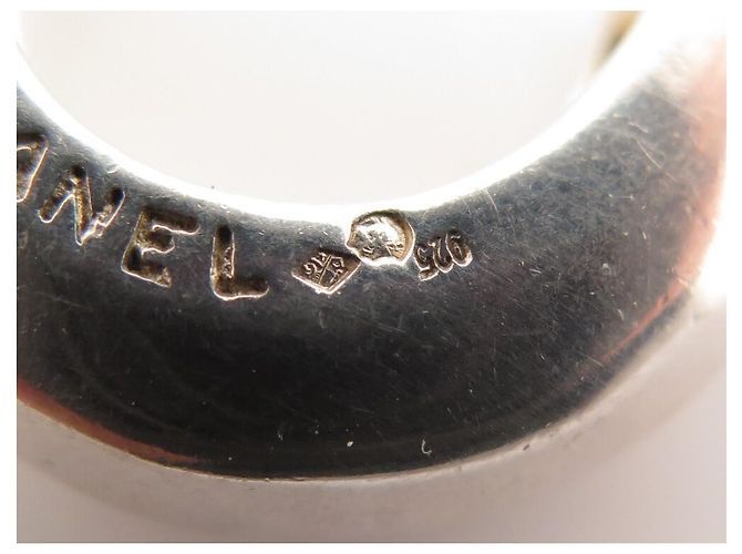 ORECCHINI IN ARGENTO STERLING CON LOGO CHANEL CREOLES 25ORECCHINI A CERCHIO IN ARGENTO GR - vista 4