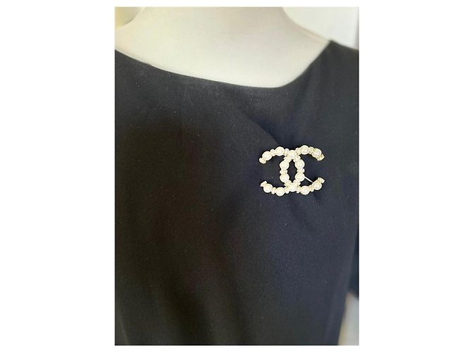 Chanel Pins & Broschen Weiß Golden - Ansicht 3
