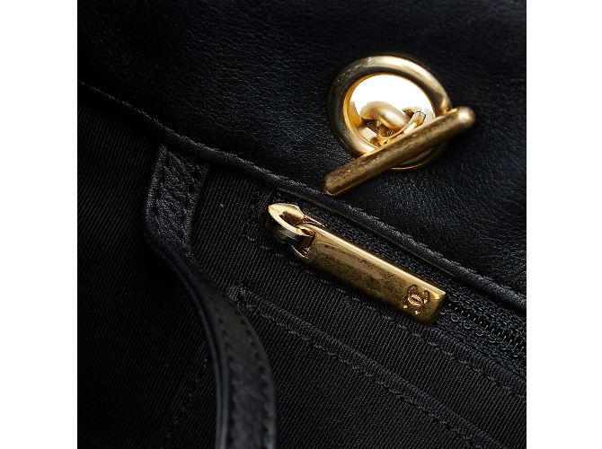 Boy CHANEL Sacs à main Classique CC Shopping Noir - vue 8