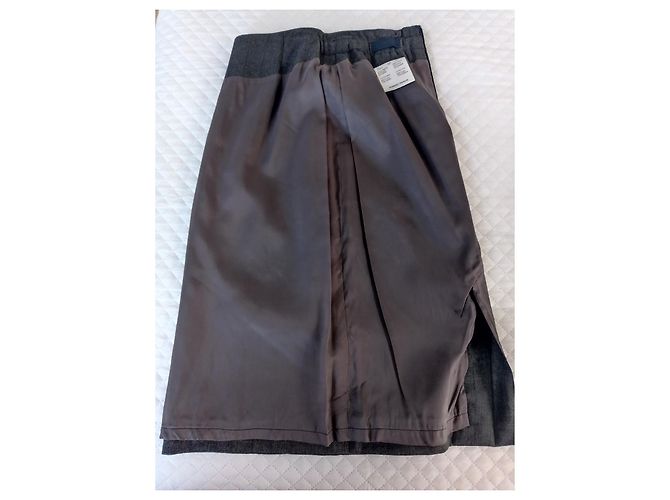 Burberry Prorsum Falda midi de lana a rayas de Burberry Gris antracita - vista 9