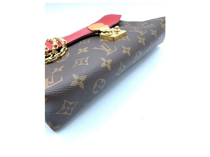 patta in pelle rossa louis vuitton Rosso - vista 7