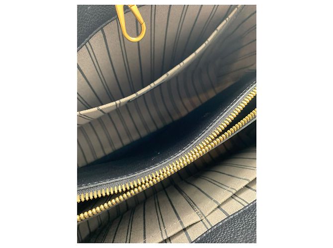 louis vuitton montaigne cuero empreinte negro - vista 4
