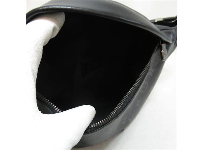 Bumbag Louis Vuitton Riñonera Monogram Eclipse Discovery PM M46035 Negro - vista 5