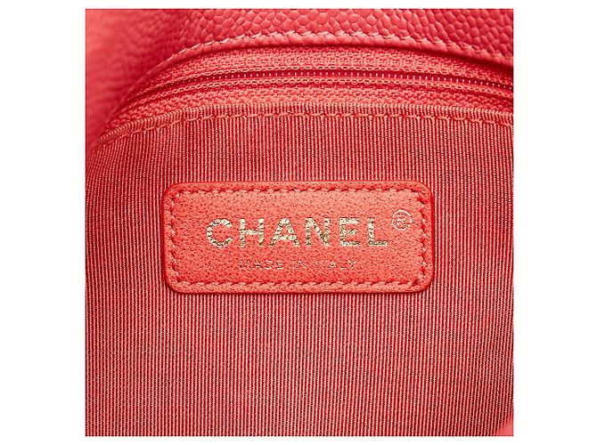 Chanel Caviar Rosa Passeggiata in Città - vista 6
