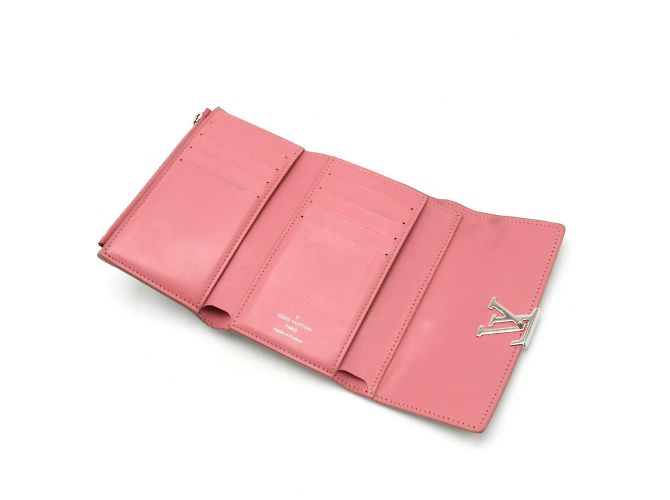 Louis Vuitton Capucines Negro - vista 3