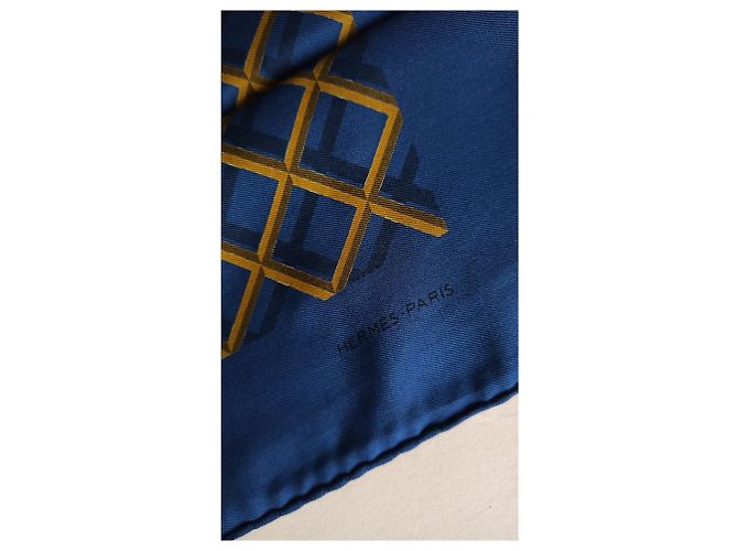 Hermès Seidentuch Blau 40x40 - Ansicht 2