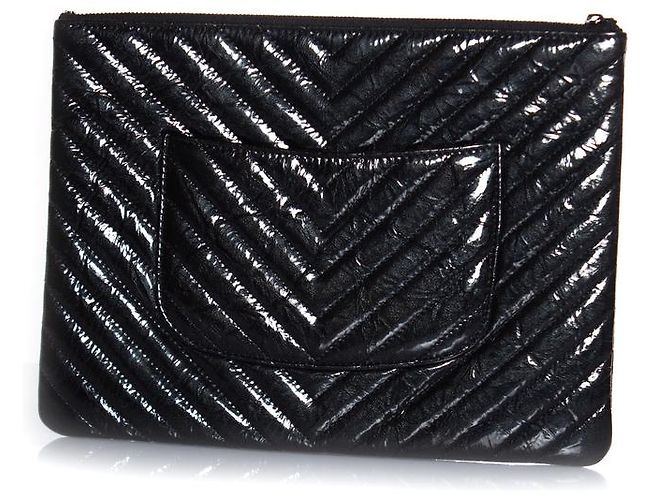 Chanel, estuche O con cremallera chevron de charol Negro - vista 2