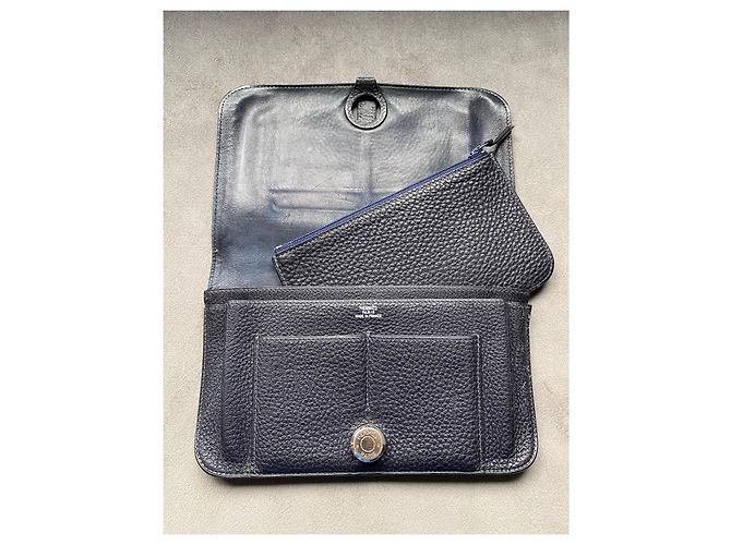 Cartera Hermès Dogon Duo de Cuero Togo Azul Oscuro - vista 9