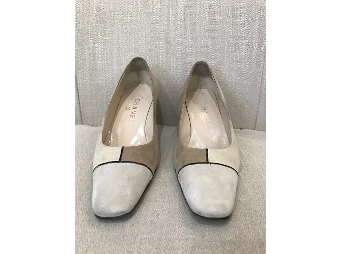 Tacchi CHANEL T.EU 36.5 Camoscio Beige - vista 2
