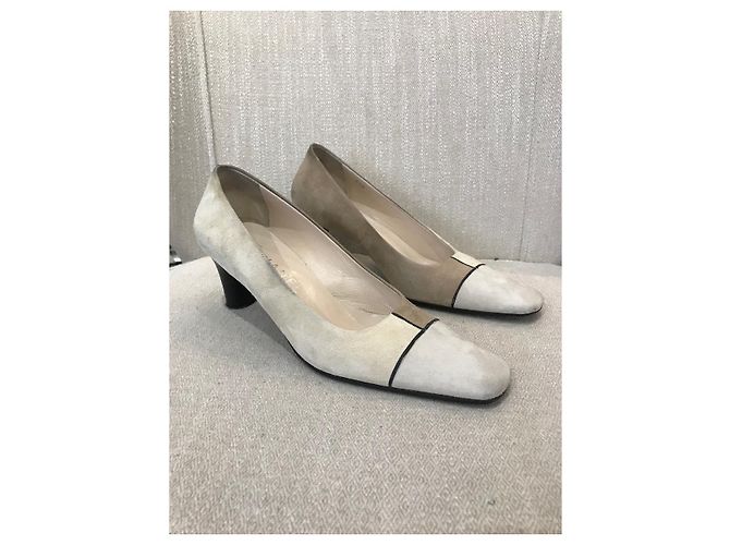 Tacchi CHANEL T.EU 36.5 Camoscio Beige - vista 3