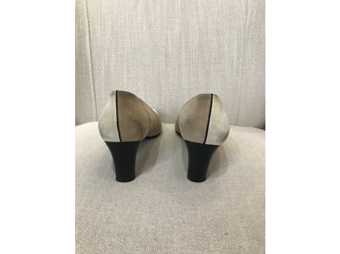 Tacchi CHANEL T.EU 36.5 Camoscio Beige - vista 5