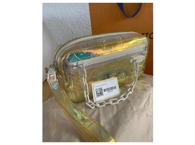 Pochette con prisma Volga di Louis Vuitton - vista 5