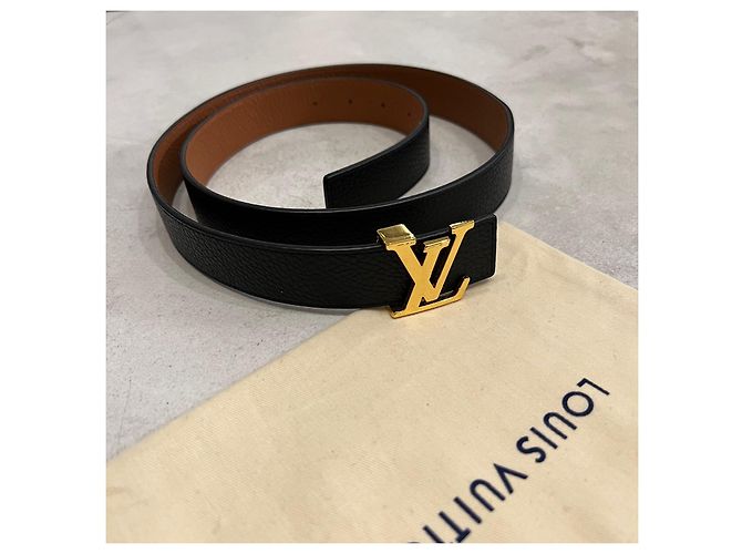 Montsouris Louis Vuitton Cintura reversibile in taurillon Initiales 30MM Nero - vista 2