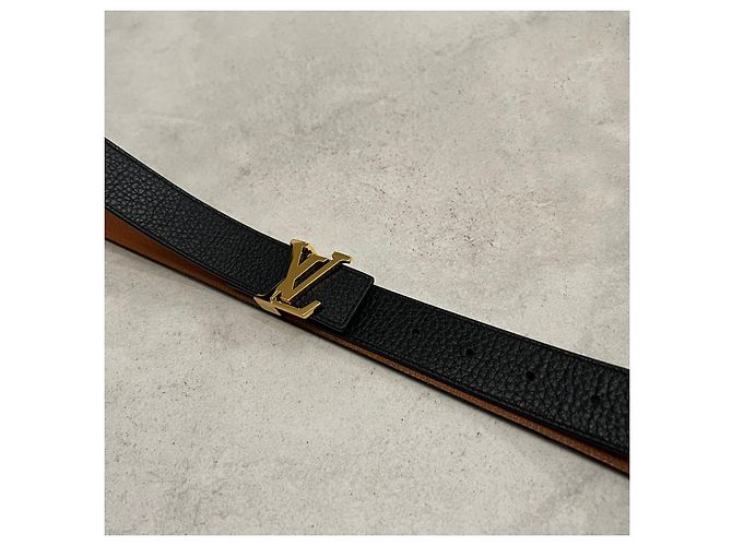 Montsouris Louis Vuitton Cintura reversibile in taurillon Initiales 30MM Nero - vista 3