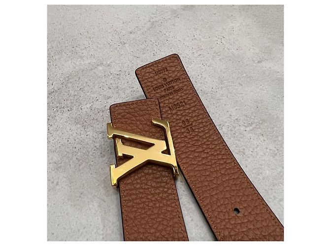 Montsouris Louis Vuitton Cintura reversibile in taurillon Initiales 30MM Nero - vista 5