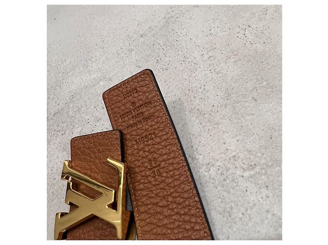 Montsouris Louis Vuitton Cintura reversibile in taurillon Initiales 30MM Nero - vista 6