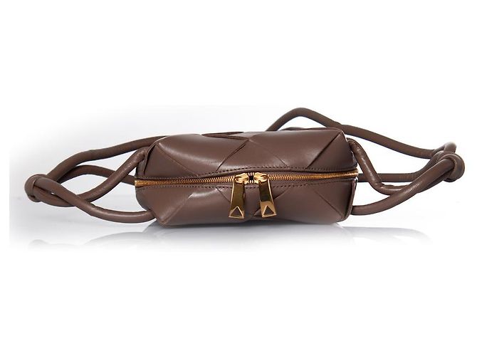 Bottega Veneta, Mini Cassette Camera Bag Marrone - vista 4