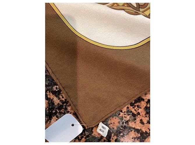 Hermès Seidentuch Cinderella 90x90 cm Mehrfarben - Ansicht 5