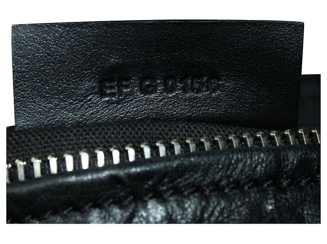 Bolsa média Givenchy Pandora em couro preto - vista 6