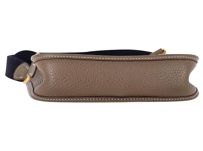 Hermès Evelyne TPM 16 en Cuir Clémence Marron 'Etoupe' - vue 14