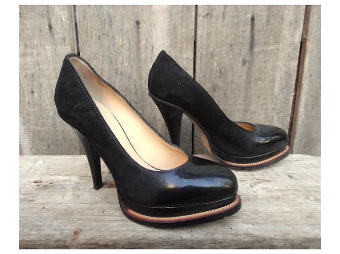 Acne Studios Pumps schwarz aus Hirschleder Größe 36 - Ansicht 2