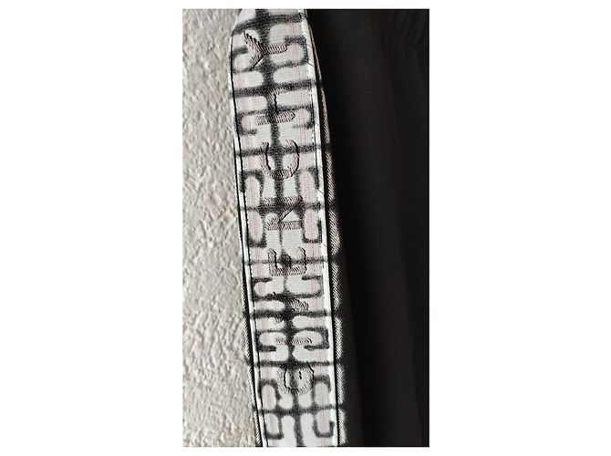 GIVENCHY PANTALONE JOGGING BLACK EDITION 4G TAG BANDE LATERALI. Nero - vista 9