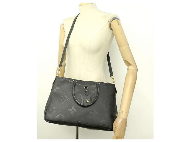 NEUF SAC A MAIN LOUIS VUITTON TRIANON MM M46487 CUIR EMPREINTE MONOGRAM - vue 5