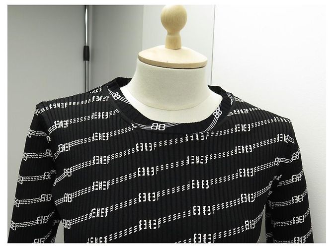 NEUER BALENCIAGA-PULLOVER 621004 XS-LOGO AUS STRETCH-TECHNIKSTOFF 34 Schweiß Schwarz - Ansicht 2