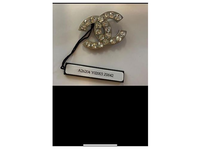 Chanel Broche de prata CC com zircões prateados - vista 2