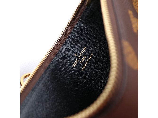 LOUIS VUITTON - Pochette tripla in tela monogramma Marrone - vista 7