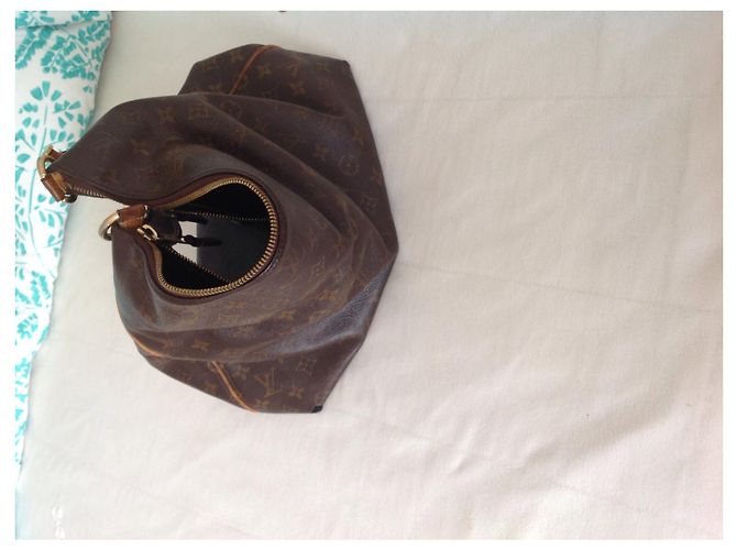 Borsa a mano Louis Vuitton in pelle marrone scuro - vista 3