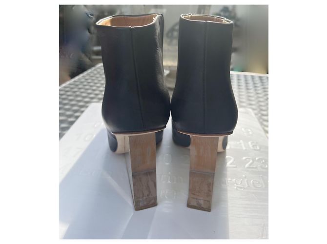 Stivaletti Maison Martin Margiela Invisible Wedge Pump Pelle Nera - vista 7