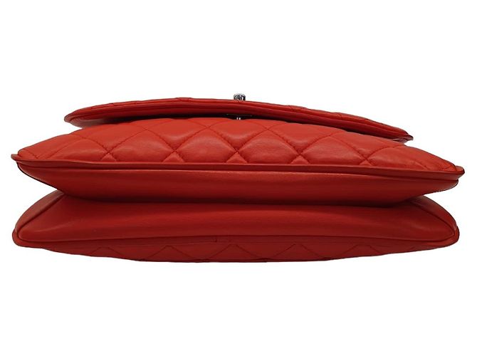 Bolso Chanel de cuero acolchado rojo Roja - vista 3