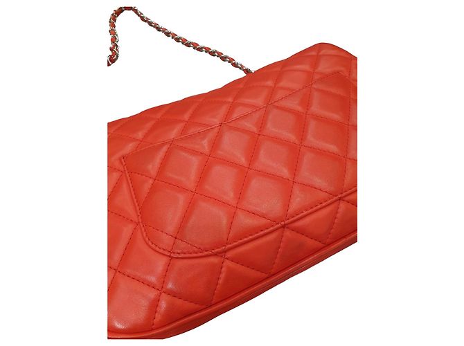 Bolso Chanel de cuero acolchado rojo Roja - vista 4