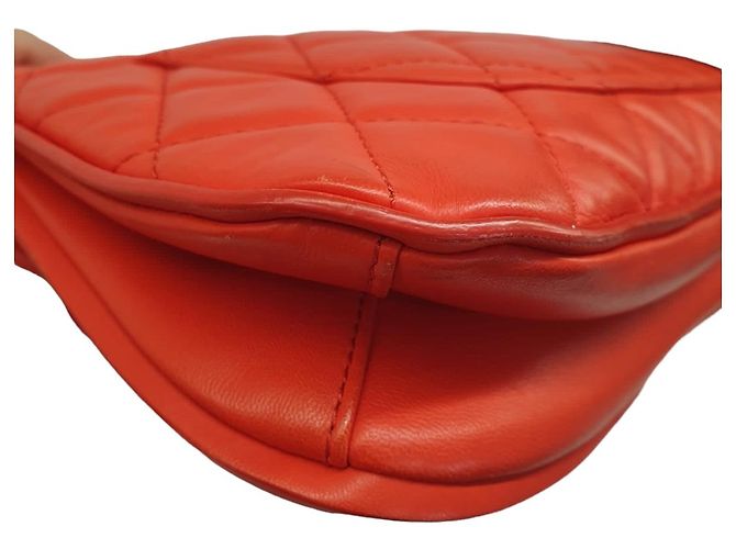 Bolso Chanel de cuero acolchado rojo Roja - vista 5