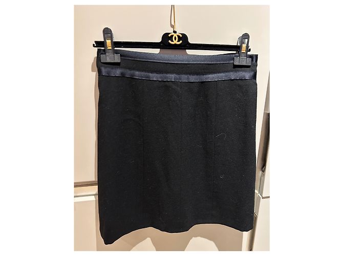 Cambon Falda acampanada Chanel negra de lana Negro - vista 2