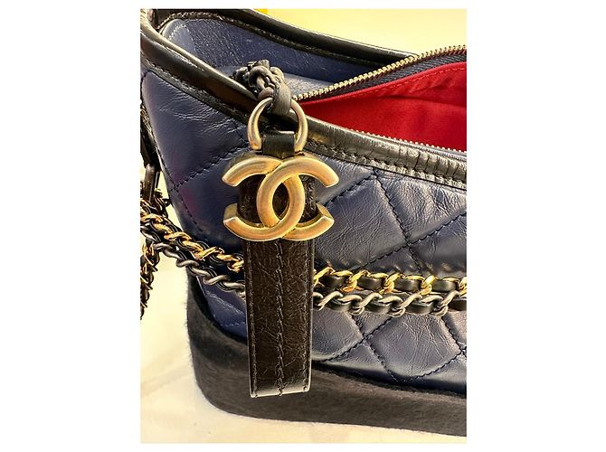 Chanel borsa GABRIELLE in pelle blu navy - vista 8