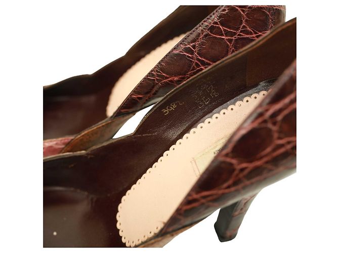 Prada Décolleté con tacco tondo in pelle goffrata rettile marrone bordeaux 37 - vista 10