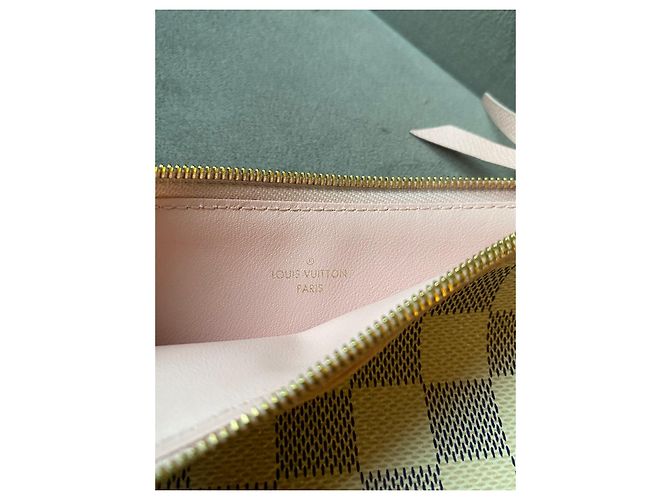 Louis Vuitton Purses, wallets, cases White - view 9